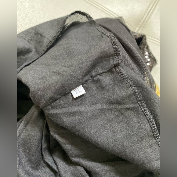 Toddler Girl Sequin Dress. Size 5T - Picture 10 of 13